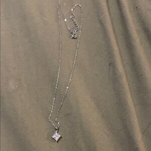Dazzling Silver Necklace with Square Pendant
